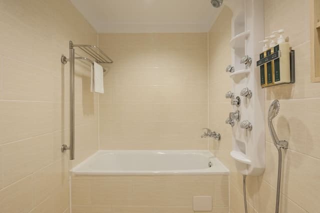 Comfort Quadruple Room