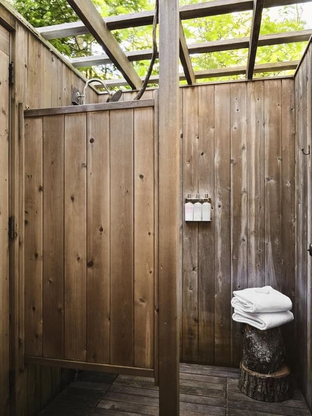 Bungalow, 1 King Bed (Dog Friendly | Adults only)