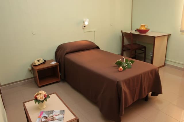Single Room
