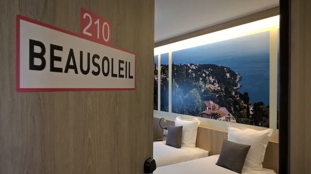 Classic Twin Room
