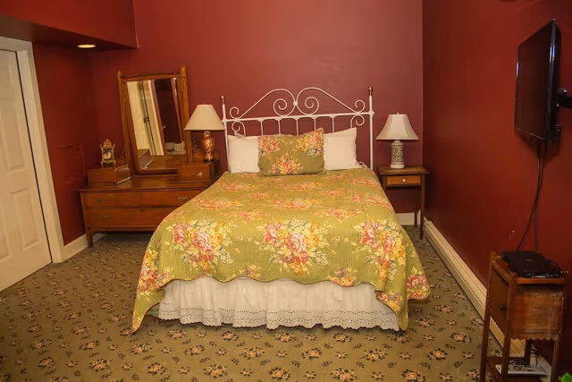 Double Room, 1 Queen Bed with Sofa bed