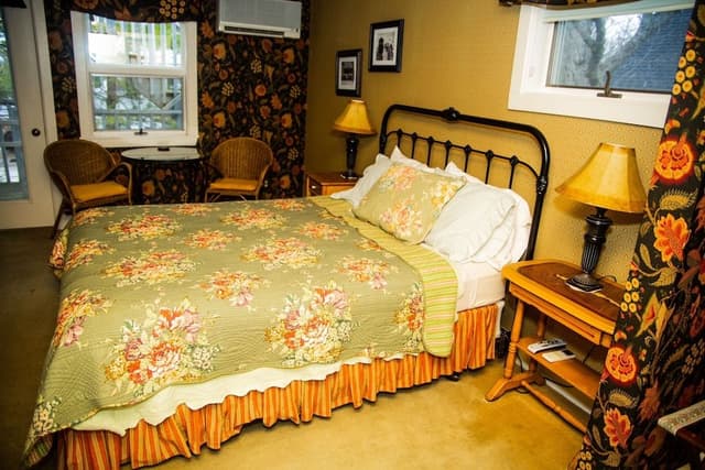 Double Room, 1 Queen Bed, Balcony