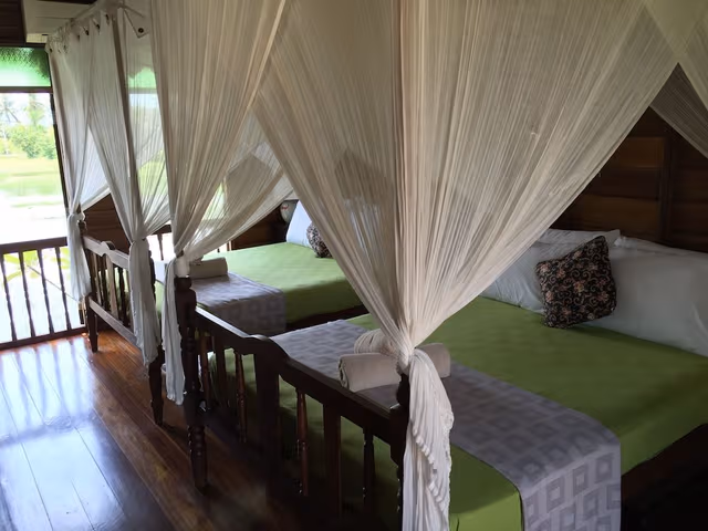 Anjung Chalet B1