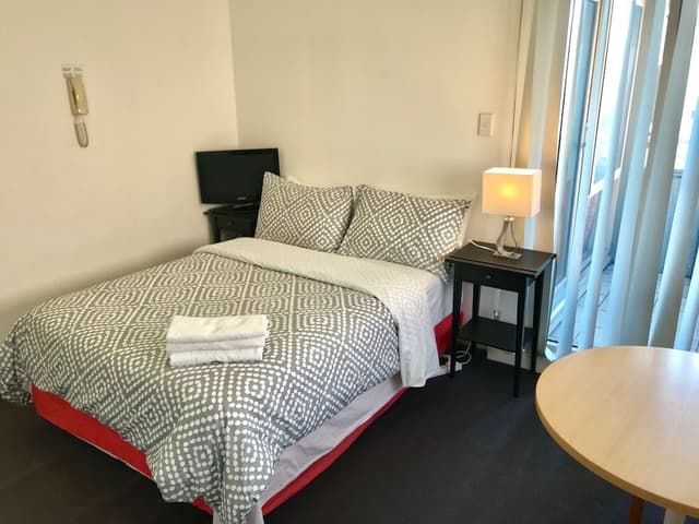 Economy Studio Suite, Accessible