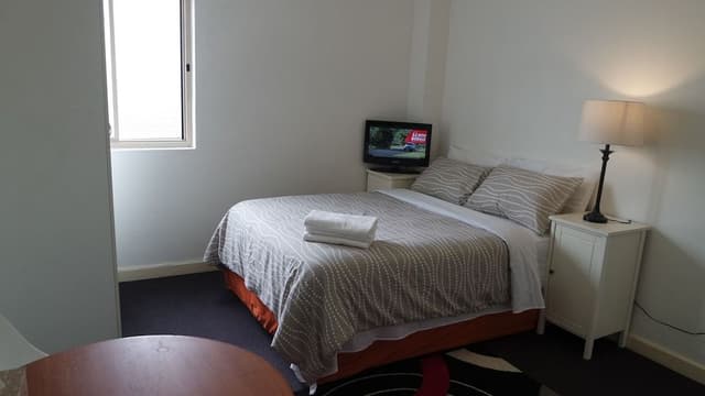 Economy Studio Suite, Accessible