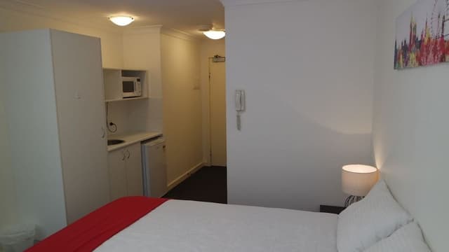 Deluxe Studio Suite