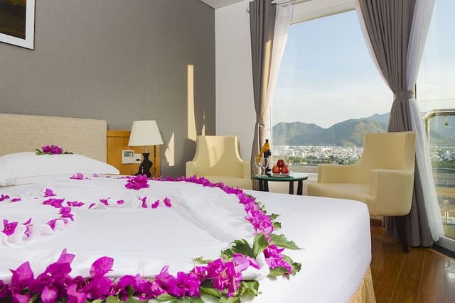 Superior Room, City View