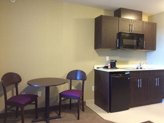 Double Room, 2 Queen Beds, Kitchenette