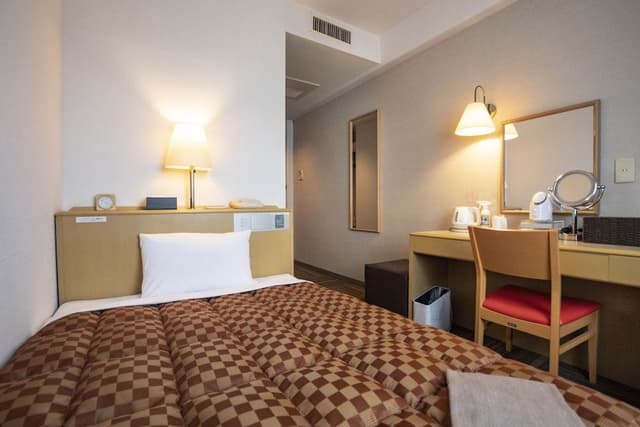 Female Single Room, Non Smoking