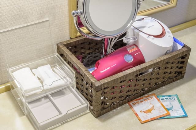 Female Single Room, Non Smoking