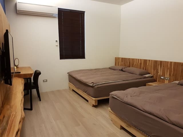 Economy Quadruple Room, Multiple Beds, Accessible, City View