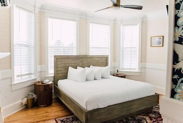 Superior Suite, 1 King Bed with Sofa bed, Non Smoking