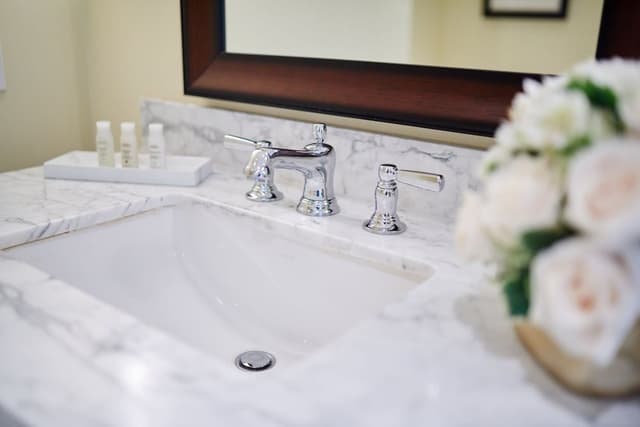 Premium Room, 1 King Bed with Sofa bed, Non Smoking, Bathtub