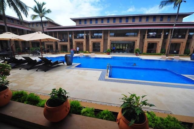 Premium Garden View With Balcony