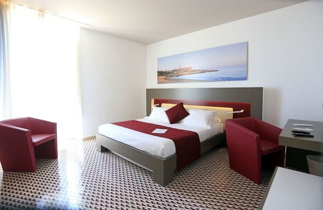 Superior Room, 1 King Bed, Sea View