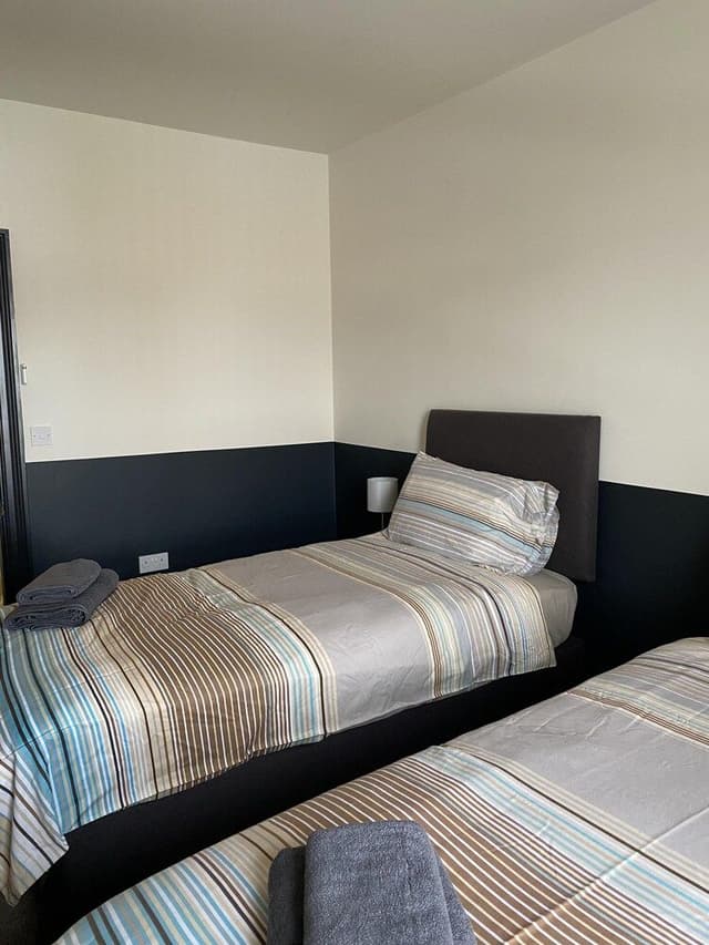 Apartment, Private Bathroom (74 Wilson St)