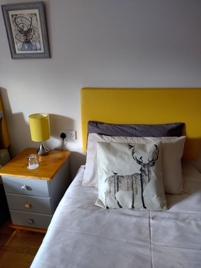 Triple Room (Room 2)