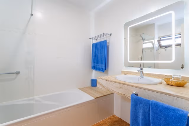 Apartment (2 Adults)