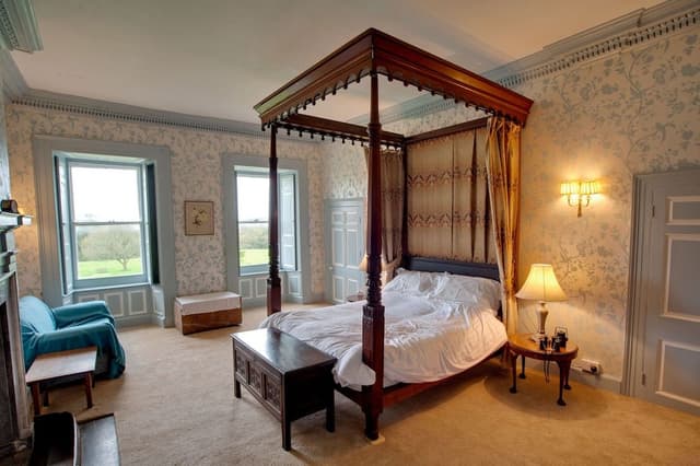 Superior Double Room (Four Poster Bed)