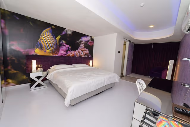 Deluxe Room, 1 King Bed