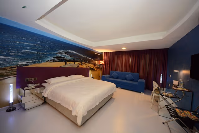 Grand Room, 1 King Bed