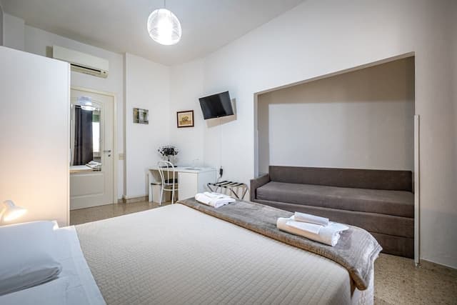 Family Quadruple Room (Con Bagno esterno Privato)
