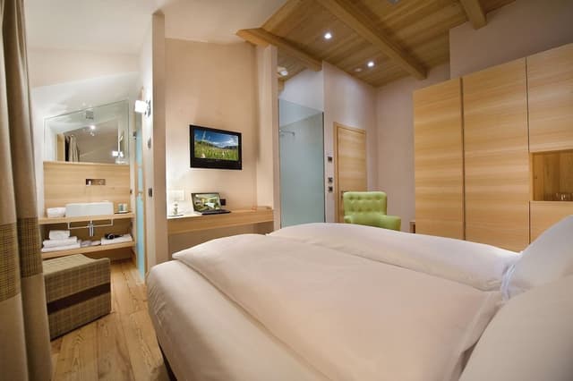 Comfort Double or Twin Room