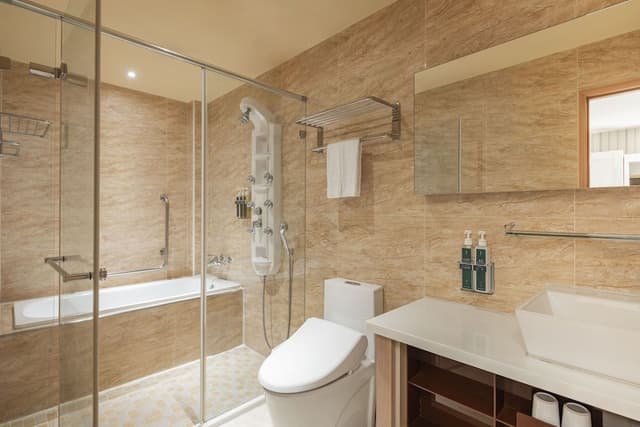 Business Quadruple Room