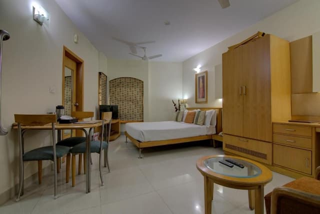Studio Apartment
