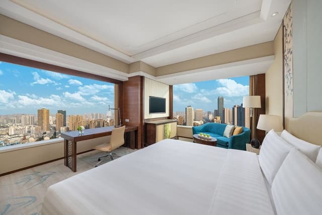 Executive Suite, 1 King Bed