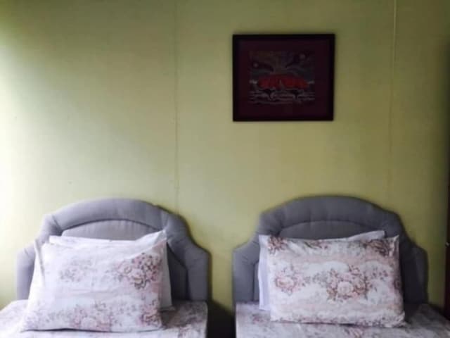 Standard Twin Bed