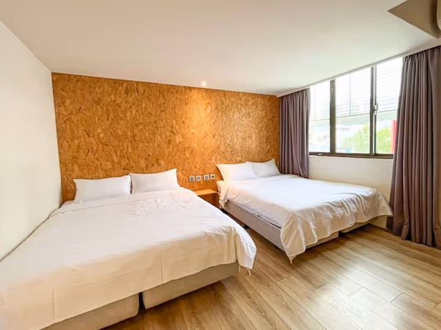 Four-Person Suite
