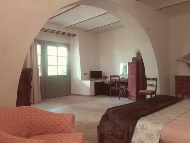 Deluxe Studio