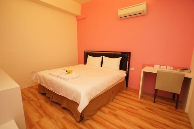 Economy Double Room, No Windows