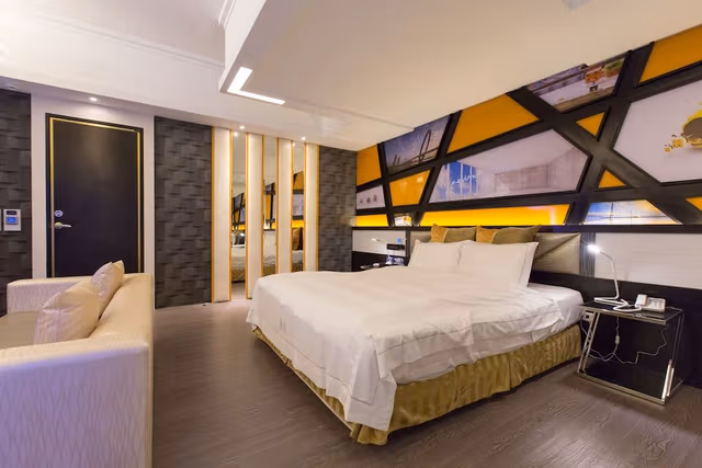 Design Double Room (Run of house, without massage chair)