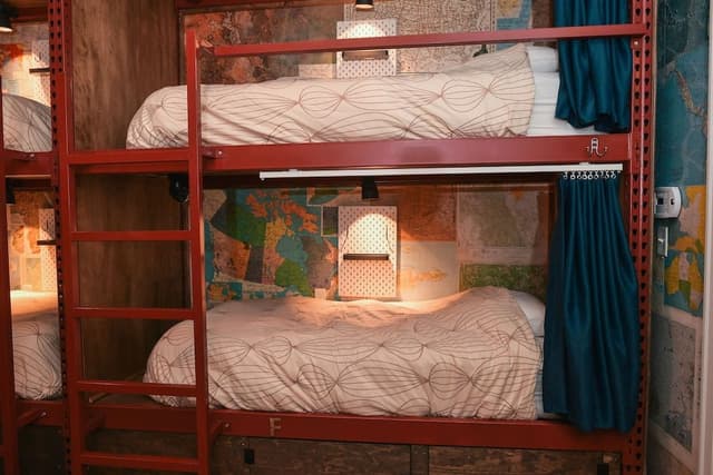 Map (Single Bed in 7-Person Female Only Dorm)