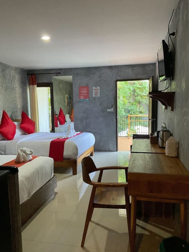Deluxe Triple Room
