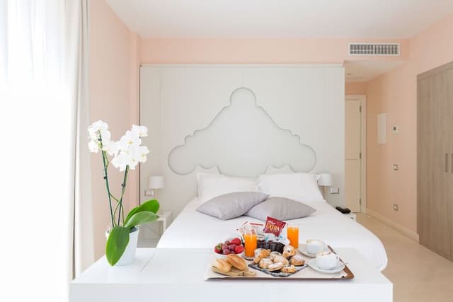 Comfort Double or Twin Room
