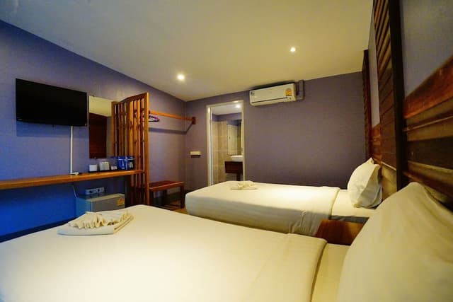 Deluxe Twin room