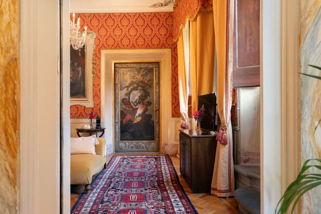 Suite (Imperial)