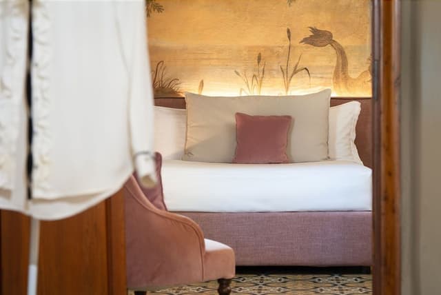 Queen Suite