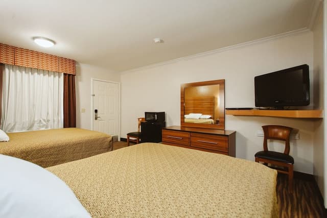 Standard Double Room, 2 Double Beds, Smoking