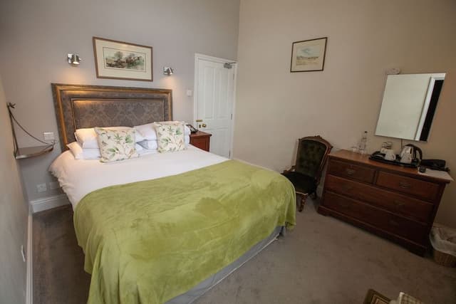 Classic Double Room