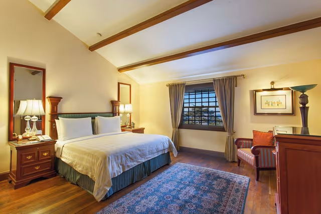 Premier Room, Valley View