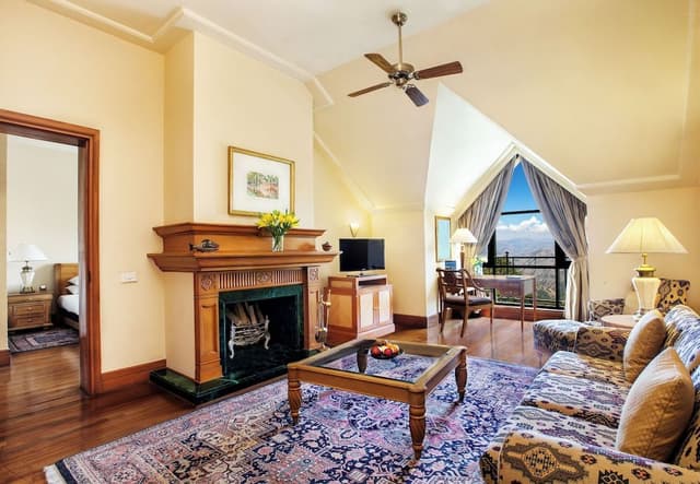 Deluxe Suite