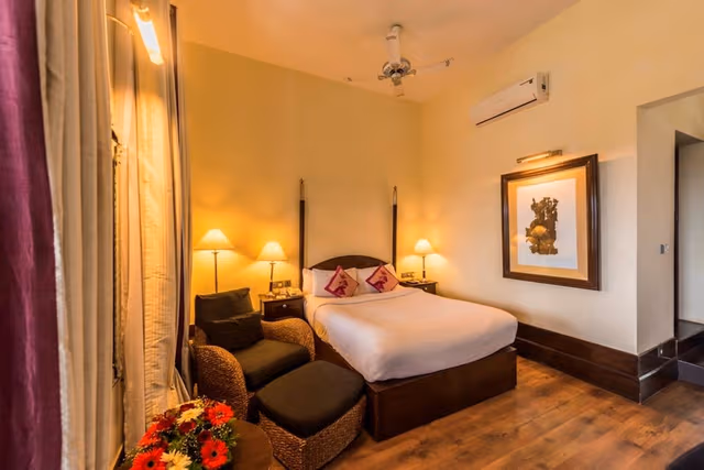 Regal Queen Garden View Room with Balcony