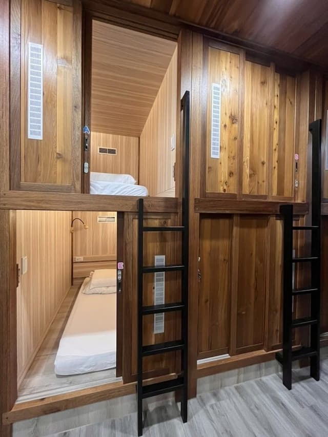 Shared Dormitory (No parking service provided)