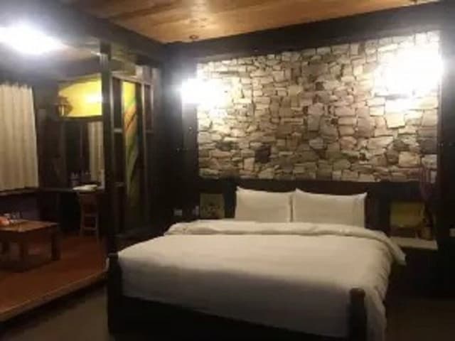 Double Room, 1 King Bed, Mountain View