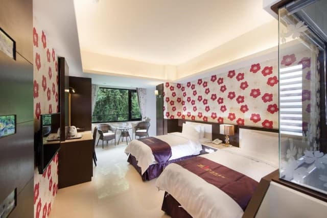 Twin Room, Mountain View