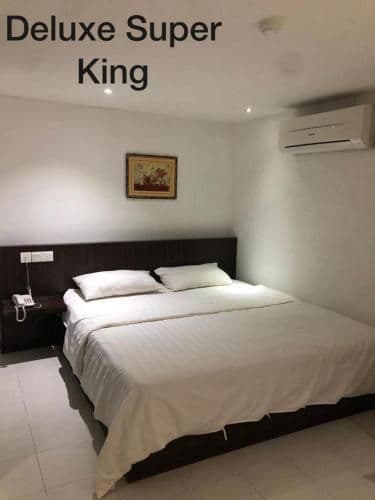Deluxe King Room
